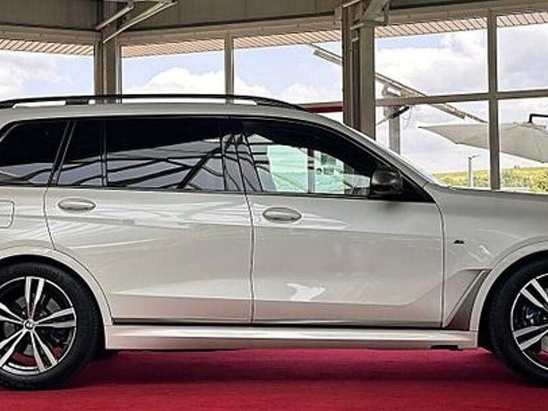 Gebraucht BMW X7 Performance 400 PS (294 kW) 2020 Mineralweiss metallic SUV