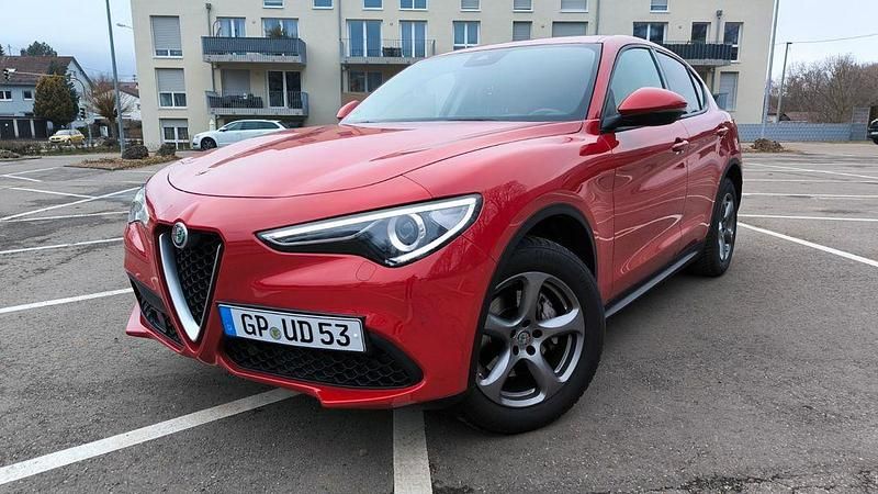 Rot Gebraucht 2020 Alfa Romeo Stelvio SUV | 27.990 € (Guter Preis) - Bild 1/4
