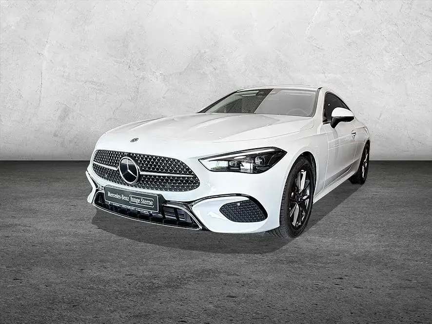 Gebraucht Mercedes CLE200 Avantgarde 203 PS (149 kW) 2024 Weiß Coupé