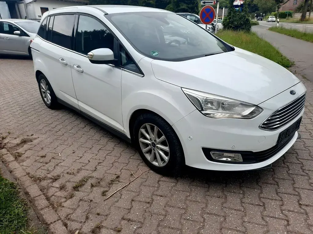 Gebraucht Ford Grand C-Max Titanium 150 PS (110 kW) 2017 Weiß Van / Kleinbus
