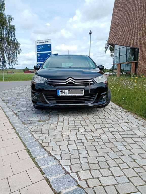 Gebraucht Citroën C4 SELECTION 120 PS (88 kW) 2011 Schwarz Limousine