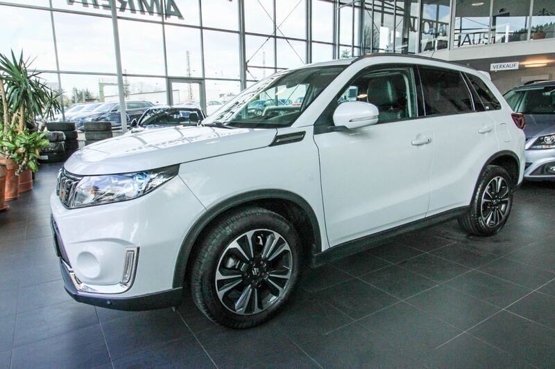 Weiß Gebraucht 2019 Suzuki Vitara SUV | 17.990 € (Fairer Preis) - Bild 1/4