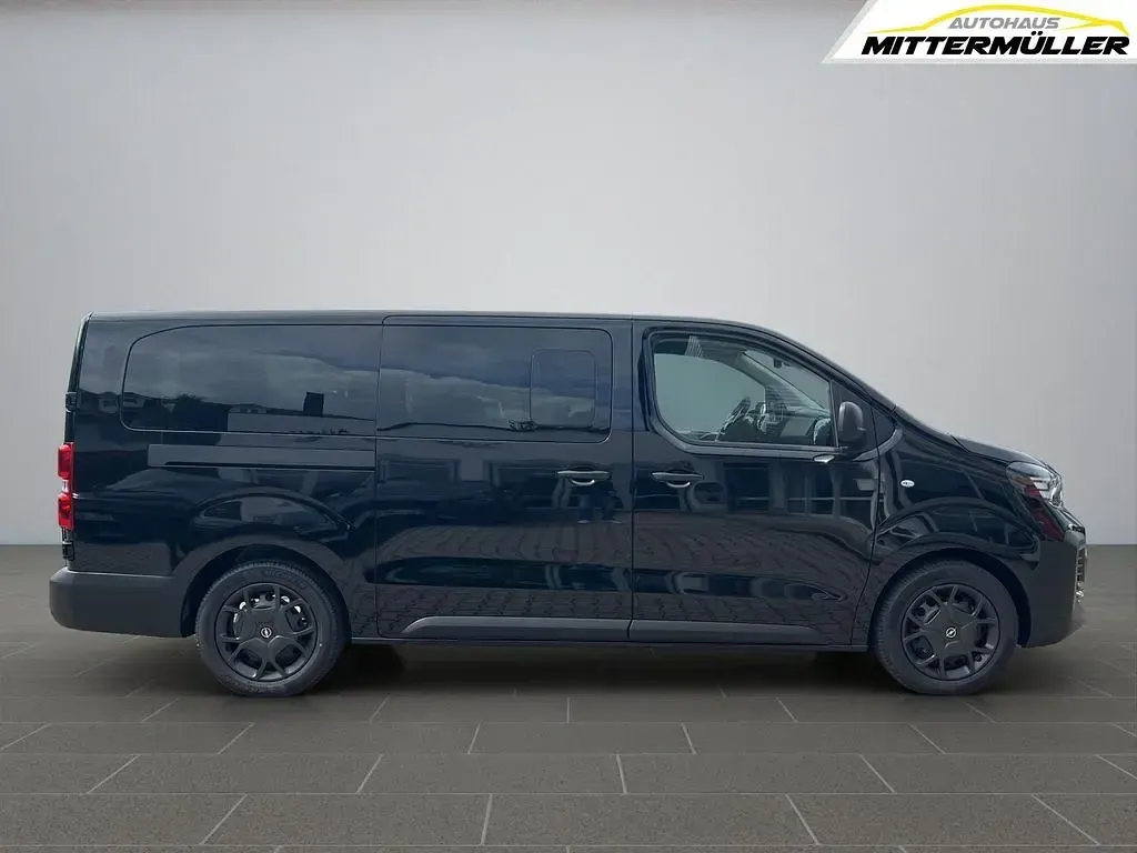 Gebraucht Opel Vivaro-e Combi Edition 177 PS (130 kW) 2025 Karbonschwarz Van / Kleinbus