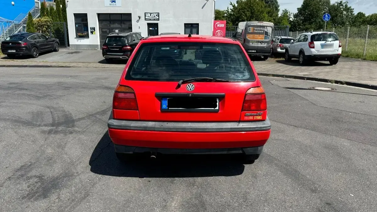 Gebraucht VW Golf III 90 PS (66 kW) 1995 Rot Limousine