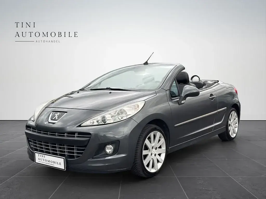 Gebraucht Peugeot 207 CC 120 PS (88 kW) 2013 Grau Cabrio