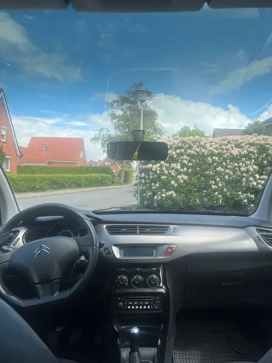 Gebraucht Citroën C3 PureTech 82 PS (60 kW) 2014 Schwarz Kleinwagen
