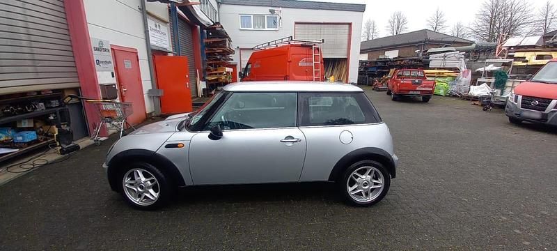 Gebraucht Mini John Cooper Works 90 PS (66 kW) 2006 Silber Kleinwagen