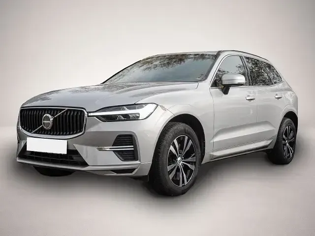 Gebraucht Volvo XC60 Momentum 197 PS (144 kW) 2022 SUV