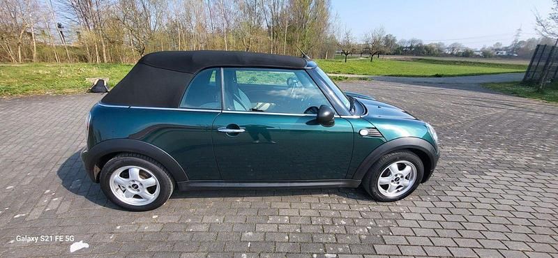 Gebraucht Mini One Cabriolet 98 PS (72 kW) 2010 Grün Cabrio