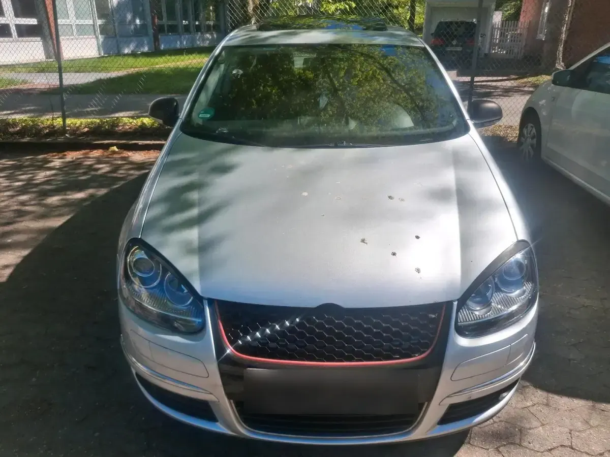 Second-hand VW Jetta 150 CP (110 kW) 2006 Gri Berlinǎ