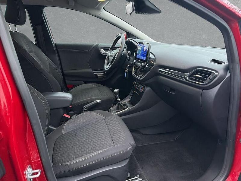 Gebraucht Ford Puma Titanium 125 PS (91 kW) 2022 Rot Limousine