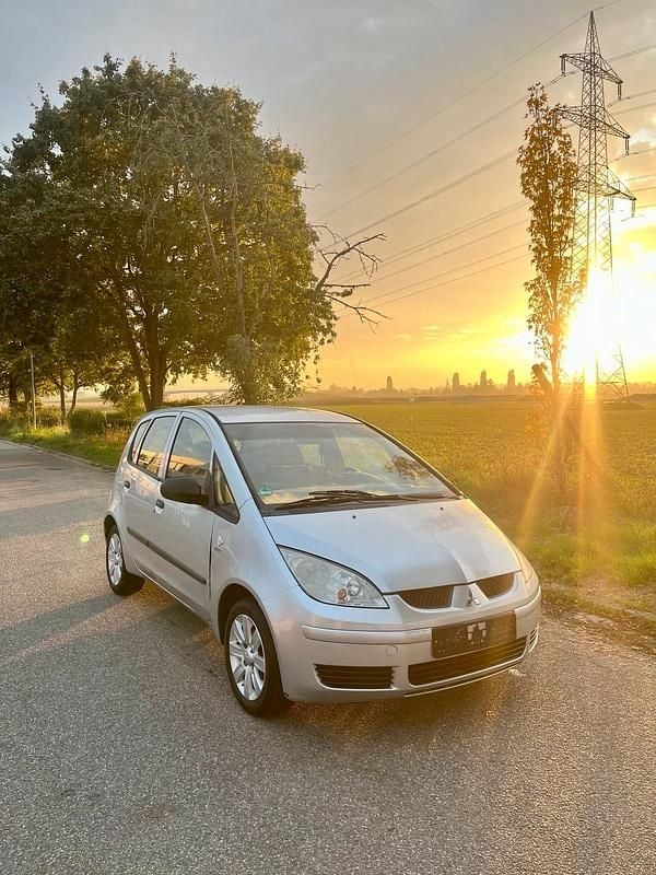 Silber Gebraucht 2005 Mitsubishi Colt Kleinwagen | 1.799 € (Guter Preis) - Bild 1/4