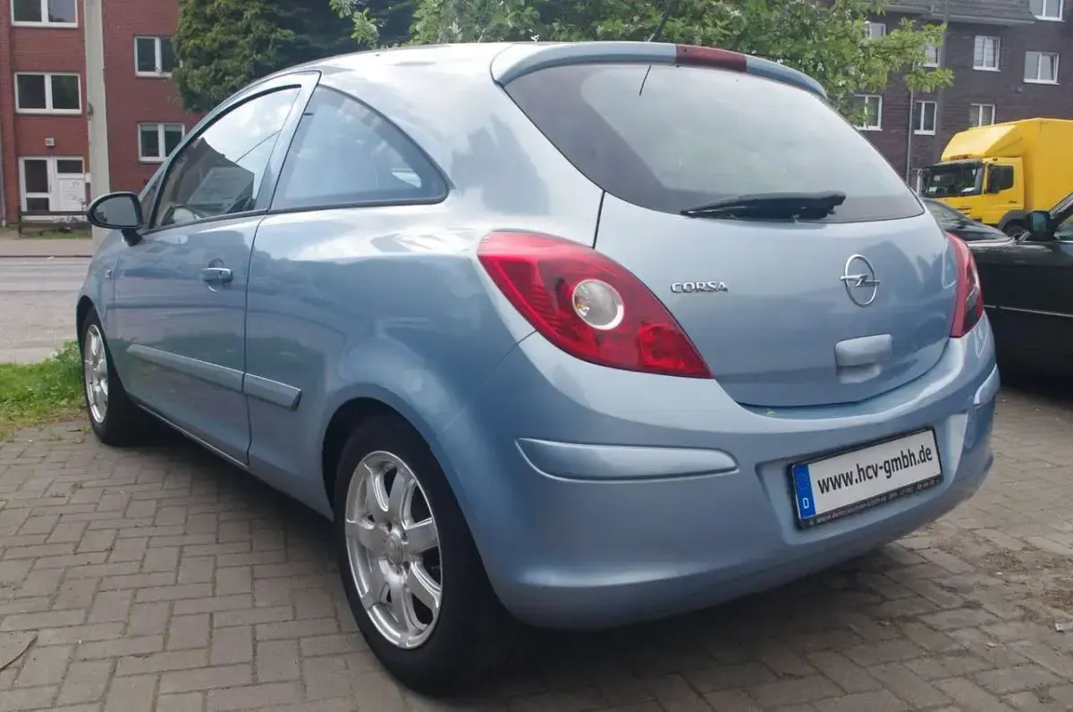 Używany Opel Corsa Edition 60 KM (44 kW) 2007 Niebieski Hatchback