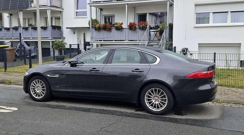Gebraucht 2016 Jaguar XF Portfolio Limousine | 14.500 € (Fairer Preis) - Bild 1/4