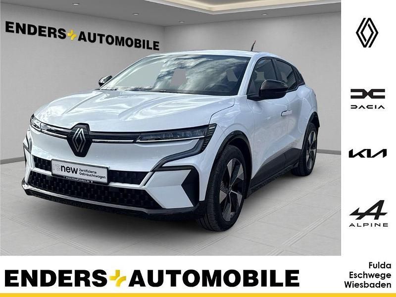 Używany Renault Megane E-Tech Equilibre 96 kW (131 KM) 2022 Biały Sedan/Limuzyna