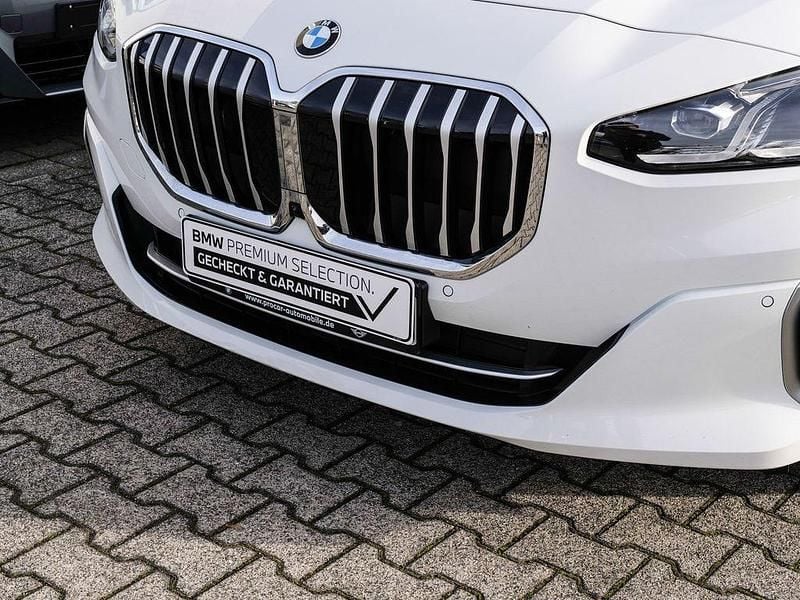 Gebraucht BMW 218 Luxury Line 150 PS (110 kW) 2022 Weiß Van / Kleinbus