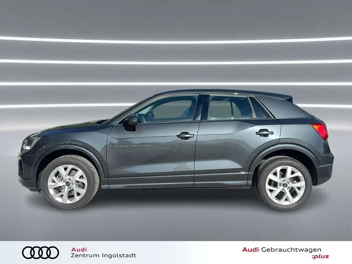 Używany Audi Q2 Advanced Plus 150 KM (110 kW) 2025 Szary SUV