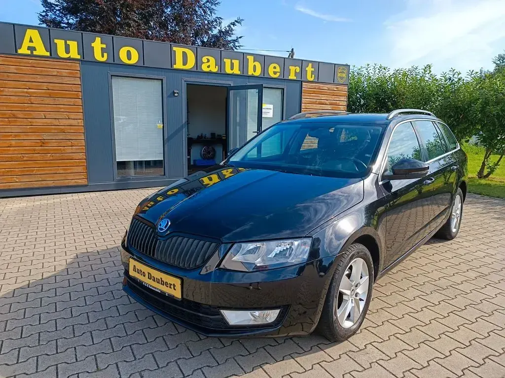 Gebraucht Skoda Octavia 110 PS (80 kW) 2015 Schwarz Kombi