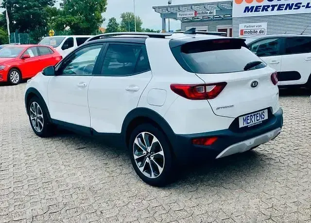 Gebraucht Kia Stonic Vision 120 PS (88 kW) 2018 Weiß SUV