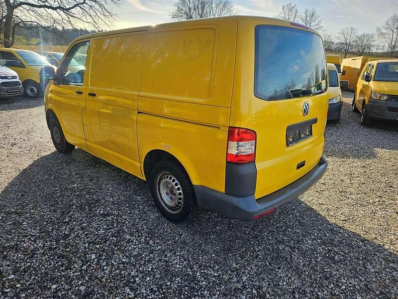 Gebraucht VW T5 84 PS (61 kW) 2012 Ginstergelb r1032 Van