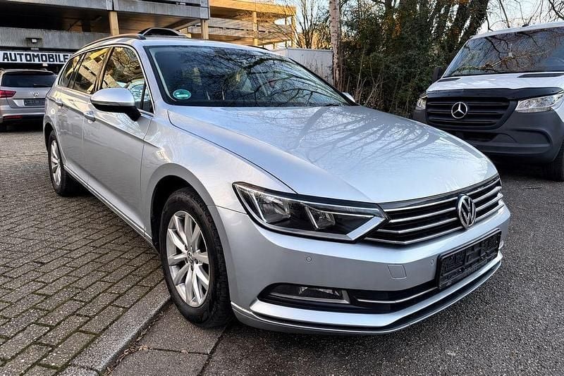 Gebraucht VW Passat Comfortline 150 PS (110 kW) 2017 Silber Kombi