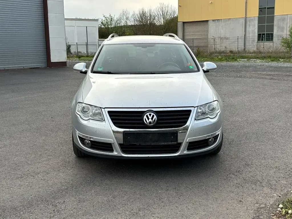 Gebraucht VW Passat Comfortline 140 PS (102 kW) 2008 Reflexsilber Kombi