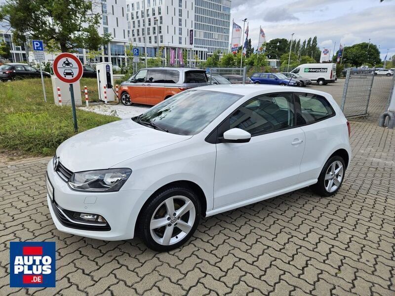 Weiß Gebraucht 2014 VW Polo Comfortline Kleinwagen | 7.599 € (Etwas zu teuer) - Bild 1/4