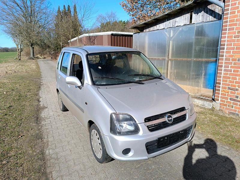 Gebraucht Opel Agila 69 PS (50 kW) 2005 Silber Van / Kleinbus