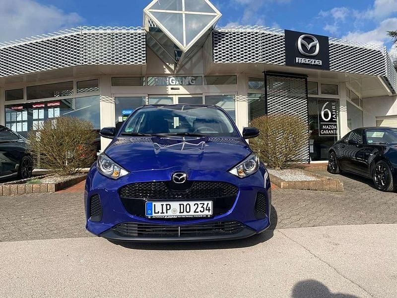 Neu Mazda 2 Center-Line 116 PS (85 kW) 2026 Glass blue Kleinwagen