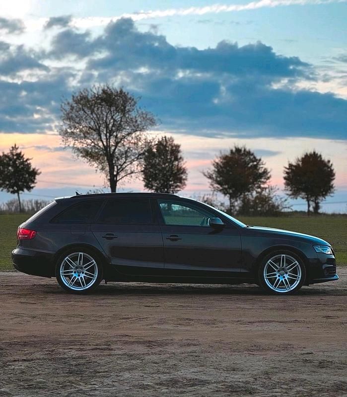 Gebraucht Audi A4 168 PS (123 kW) 2011 Grau Kombi