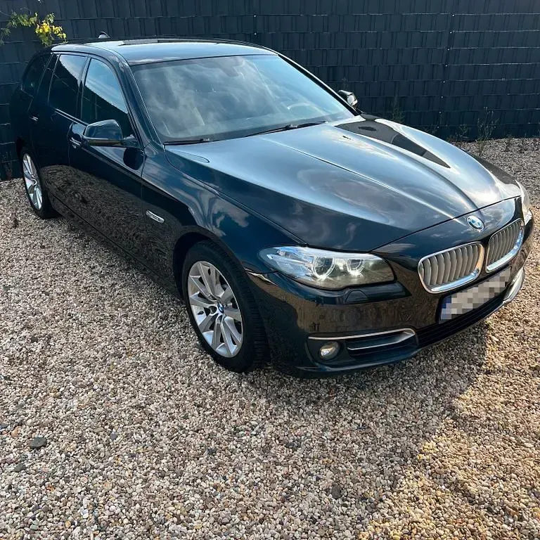 Gebraucht BMW 525 Comfort Edition 218 PS (160 kW) 2014 Schwarz Kombi