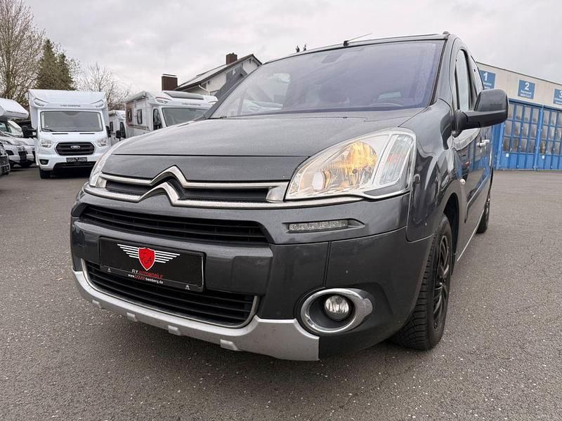 Gebraucht Citroën Berlingo SELECTION 114 PS (83 kW) 2014 Grau Van / Kleinbus