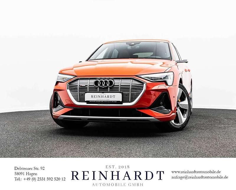 Catalunyarot metallic Gebraucht 2020 Audi e-tron Sportback S-Line SUV | 31.745 € (Fairer Preis) - Bild 1/3