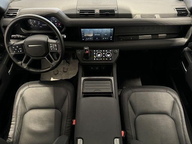 Gebraucht Land Rover Defender Black Edition 304 PS (223 kW) 2023 Farbe: schwarz SUV