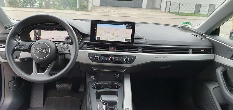 Gebraucht Audi A5 Advanced 204 PS (150 kW) 2021 Blau Coupé