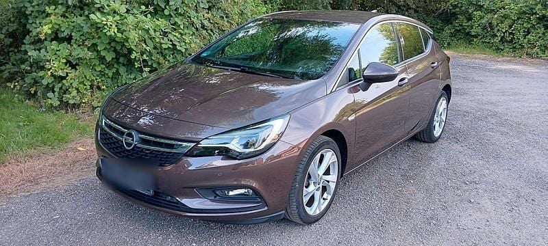 Braun Gebraucht 2017 Opel Astra Active Limousine | 8.500 € (Guter Preis) - Bild 1/4