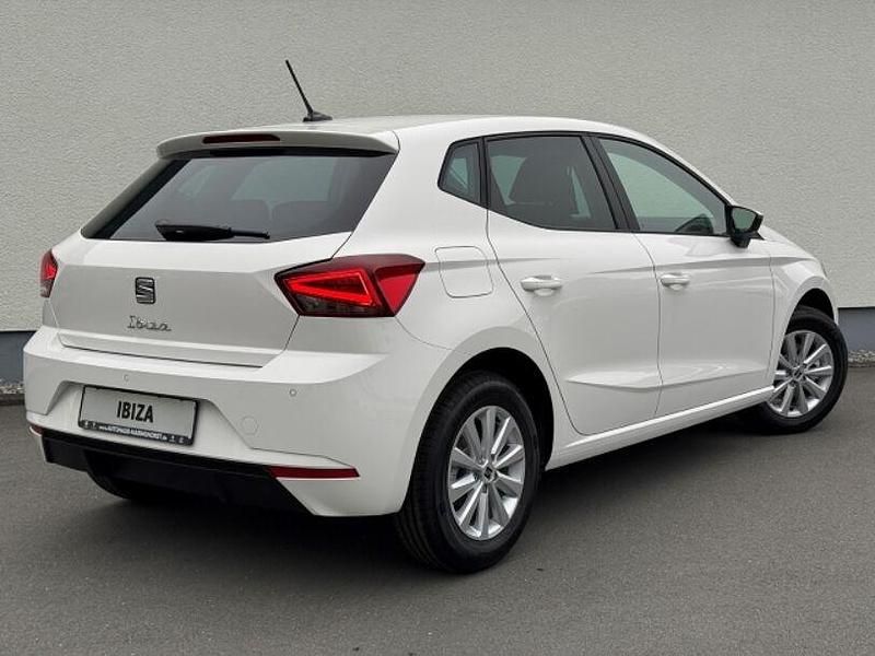 Neu Seat Ibiza 116 PS (85 kW) 2025 Weiss Kleinwagen
