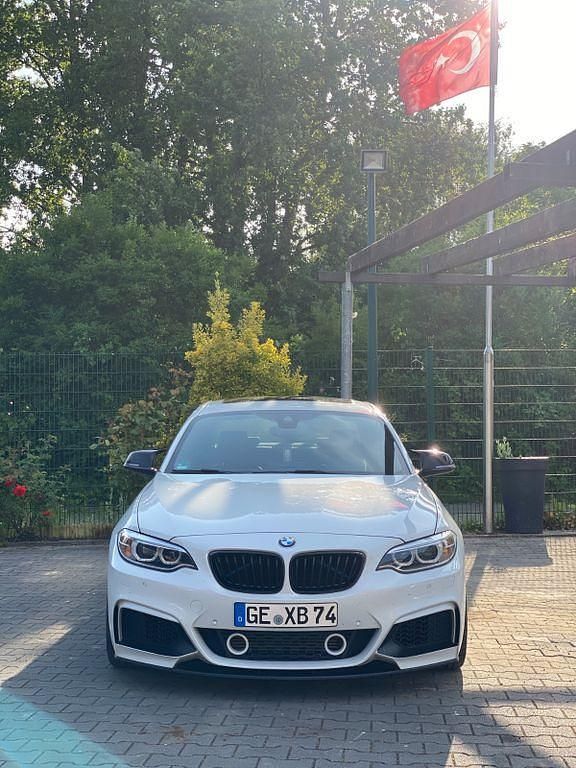Gebraucht BMW M235 M Performance 326 PS (239 kW) 2014 Weiß Coupé