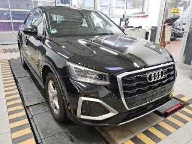 Gebraucht Audi Q2 Advanced Plus 150 PS (110 kW) 2023 Brillantschwarz (metallic) SUV