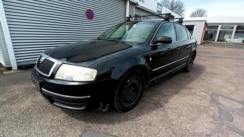 Schwarz Gebraucht 2004 Skoda Superb Limousine | 500 € (Superpreis) - Bild 1/4
