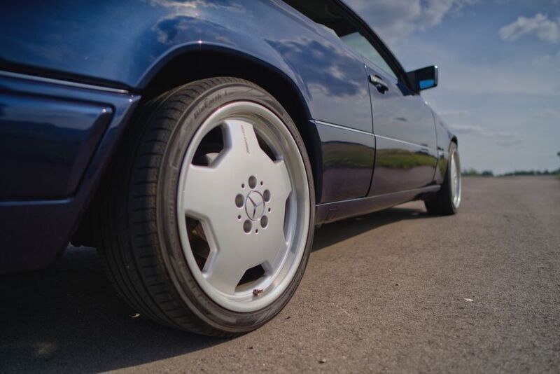 Gebraucht Mercedes E320 Sportline 220 PS (161 kW) 1995 Blau Coupé