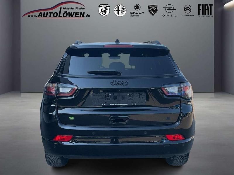 Gebraucht Jeep Compass 131 PS (96 kW) 2023 Solid black SUV