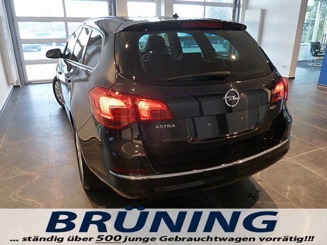 Gebraucht Opel Astra Energy 110 PS (80 kW) 2014 Schwarz metallic Kombi