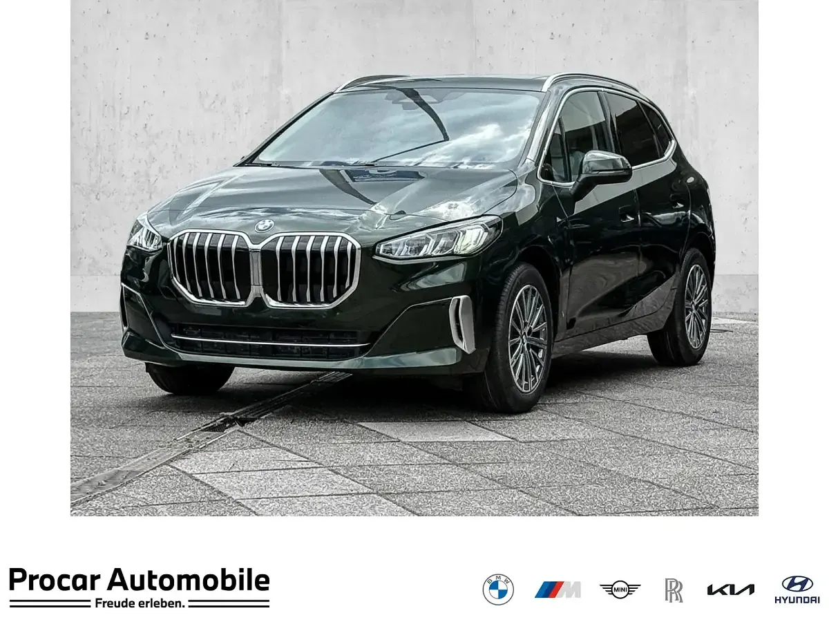 Gebraucht BMW 218 Luxury Line 136 PS (100 kW) 2025 Van / Kleinbus