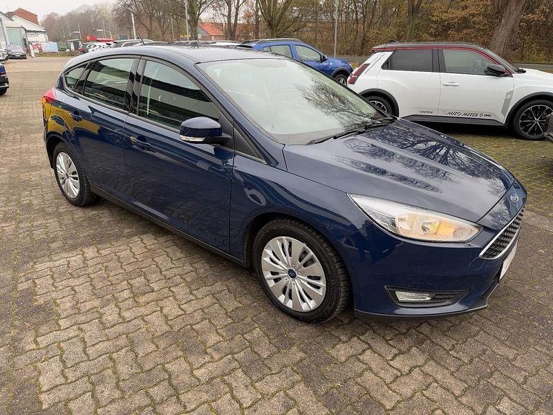Gebraucht Ford Focus 125 PS (91 kW) 2016 Blau Limousine