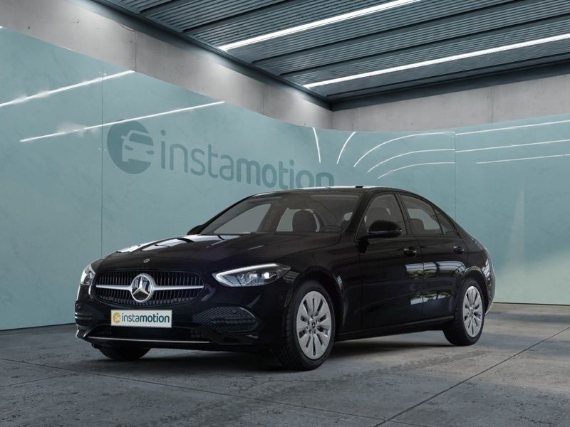 Schwarz Gebraucht 2022 Mercedes C180 Limousine | 34.949 € (Teuer) - Bild 1/4