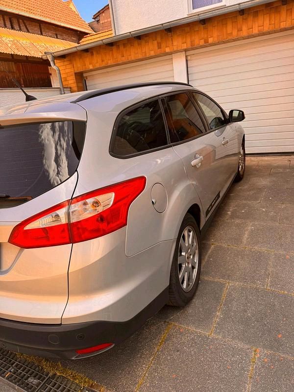 Second-hand Ford Focus 109 CP (80 kW) 2012 Argintiu Break