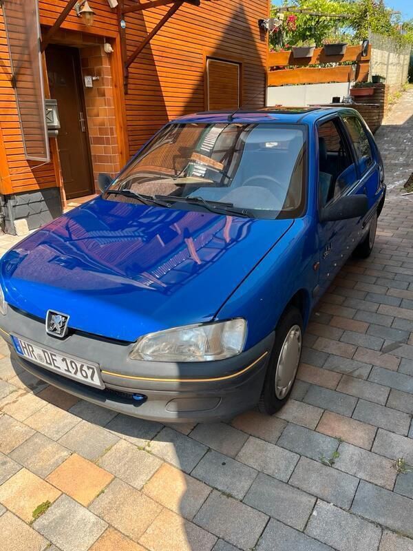 Blau Gebraucht 1996 Peugeot 106 Kleinwagen | 999 € (Fairer Preis) - Bild 1/4