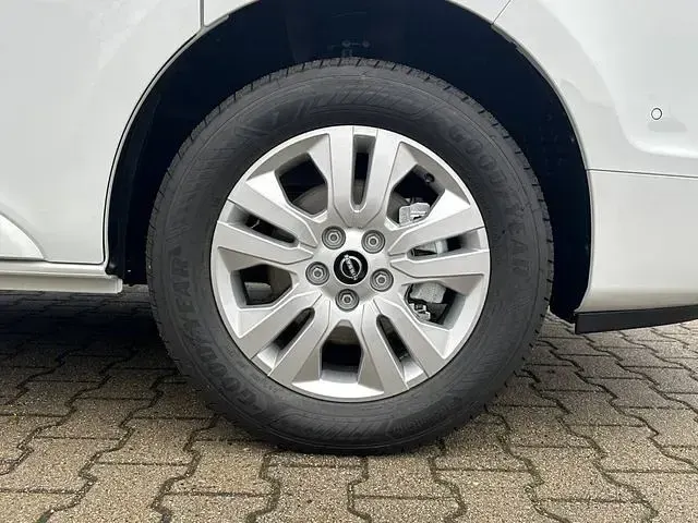 Neu Nissan Primastar Tekna 170 PS (125 kW) 2026 Weiß Van / Kleinbus