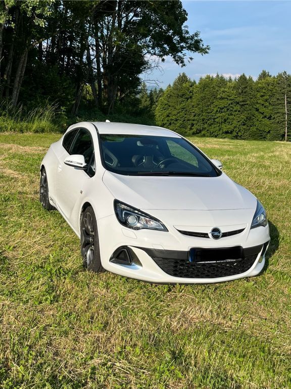 Schwarz Gebraucht 2017 Opel Astra OPC Coupé | 15.900 € (Superpreis) - Bild 1/4